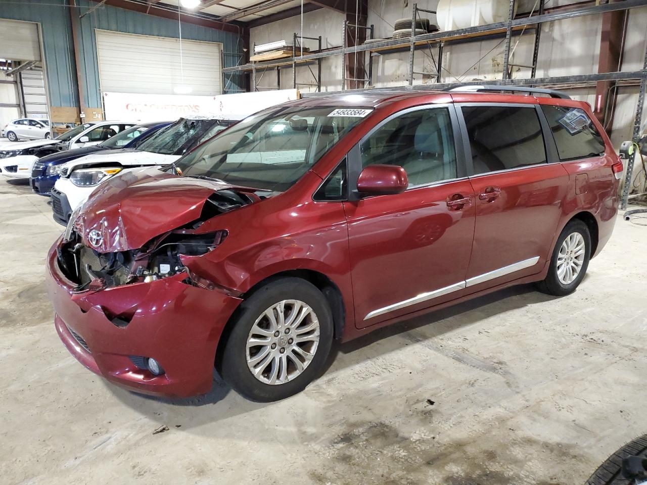 2012 TOYOTA SIENNA XLE