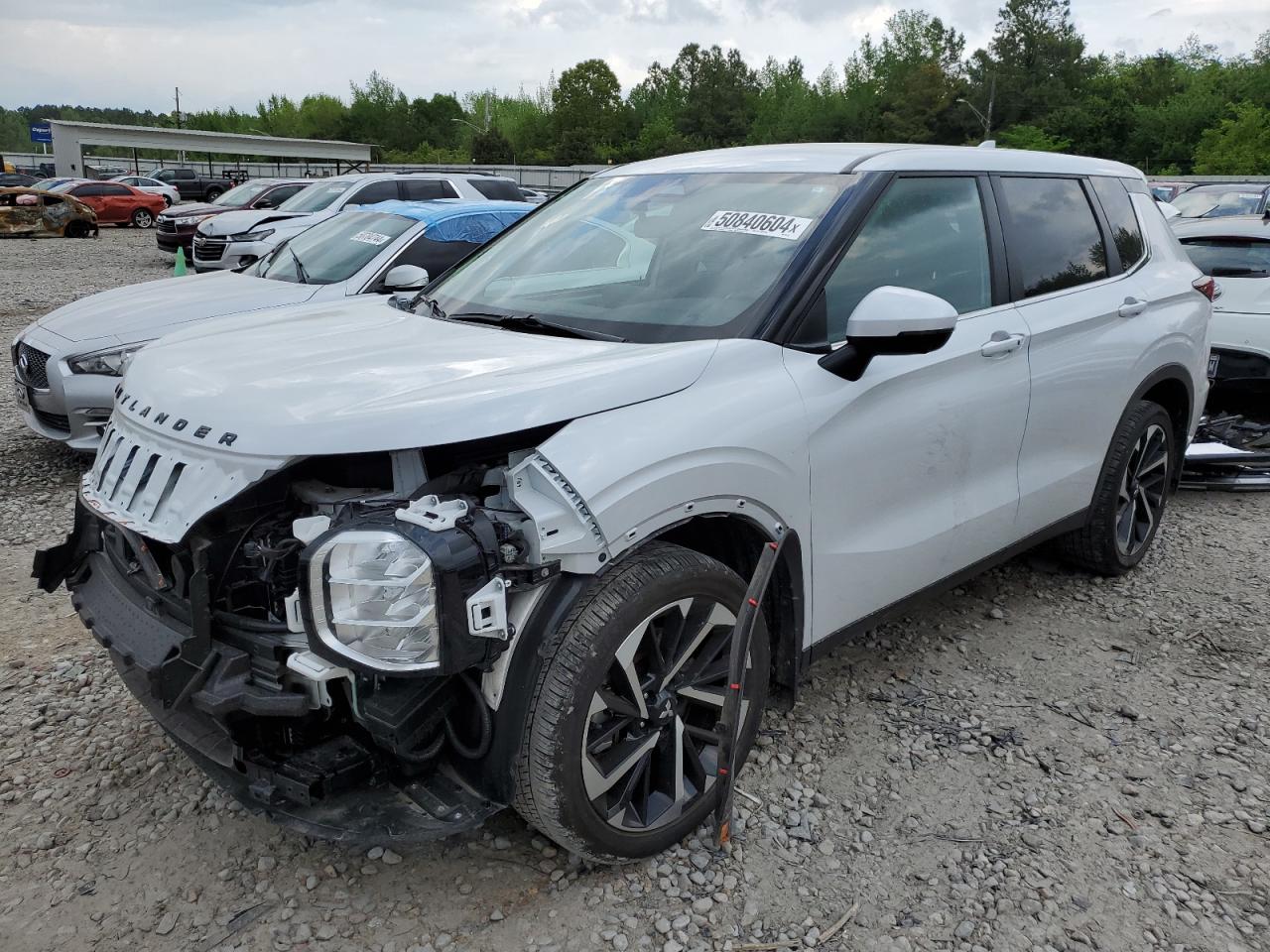 2022 MITSUBISHI OUTLANDER SE