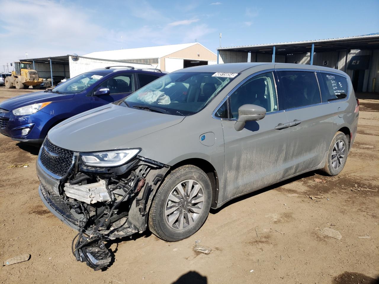 2022 CHRYSLER PACIFICA HYBRID TOURING L