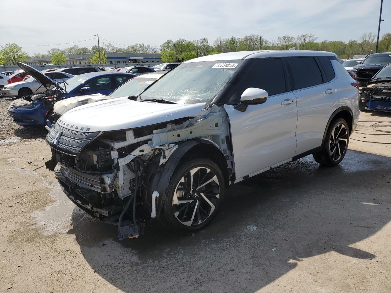 2023 MITSUBISHI OUTLANDER SE