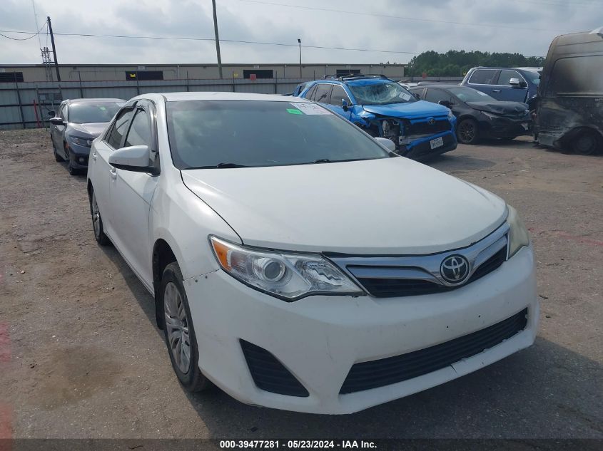 2014 TOYOTA CAMRY LE