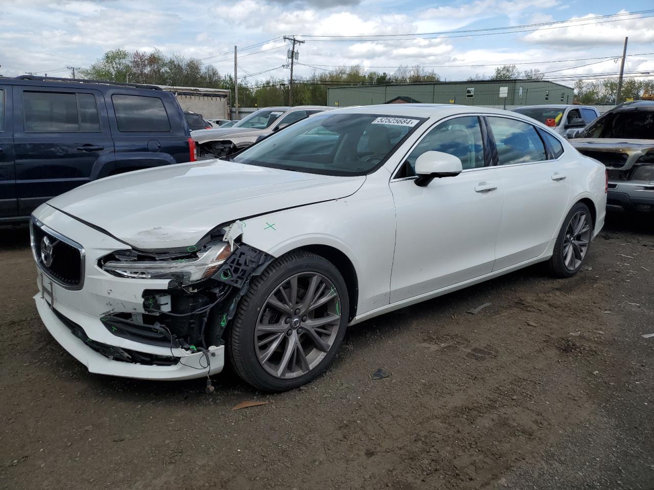 2018 VOLVO S90 T5 MOMENTUM