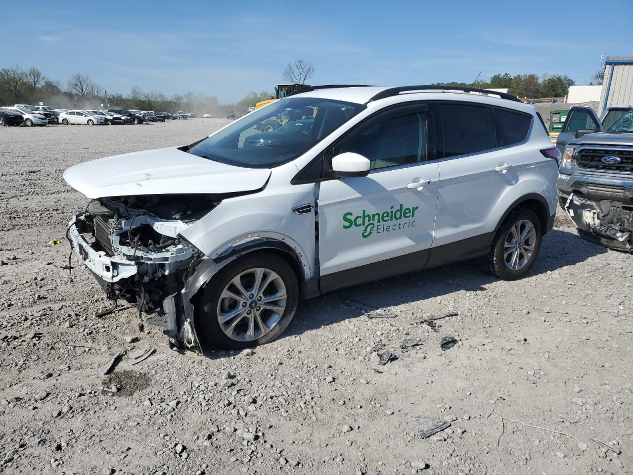 2018 FORD ESCAPE SE