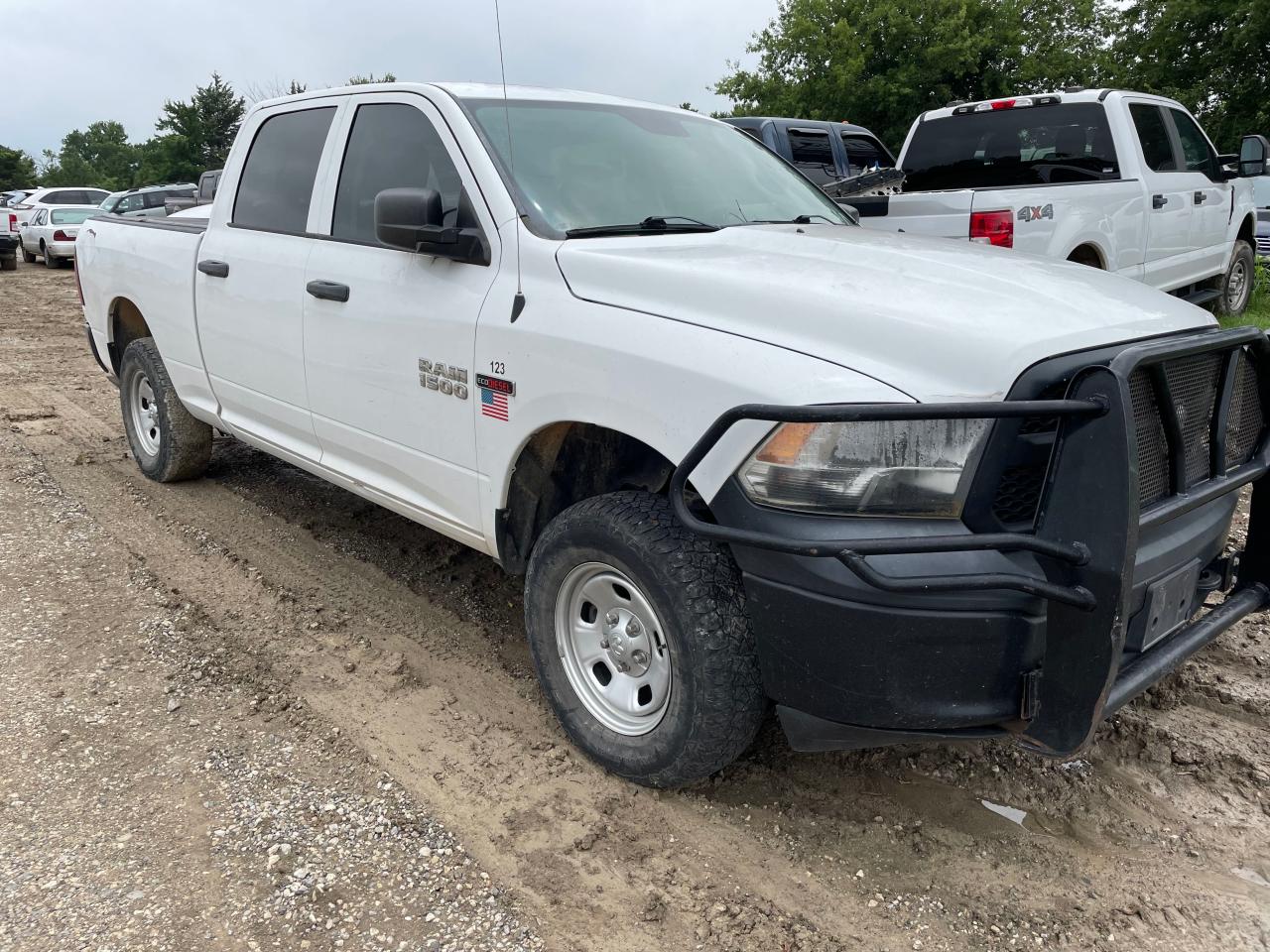 2016 RAM 1500 ST