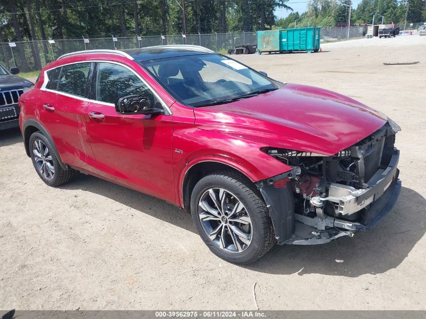 2017 INFINITI QX30 PREMIUM