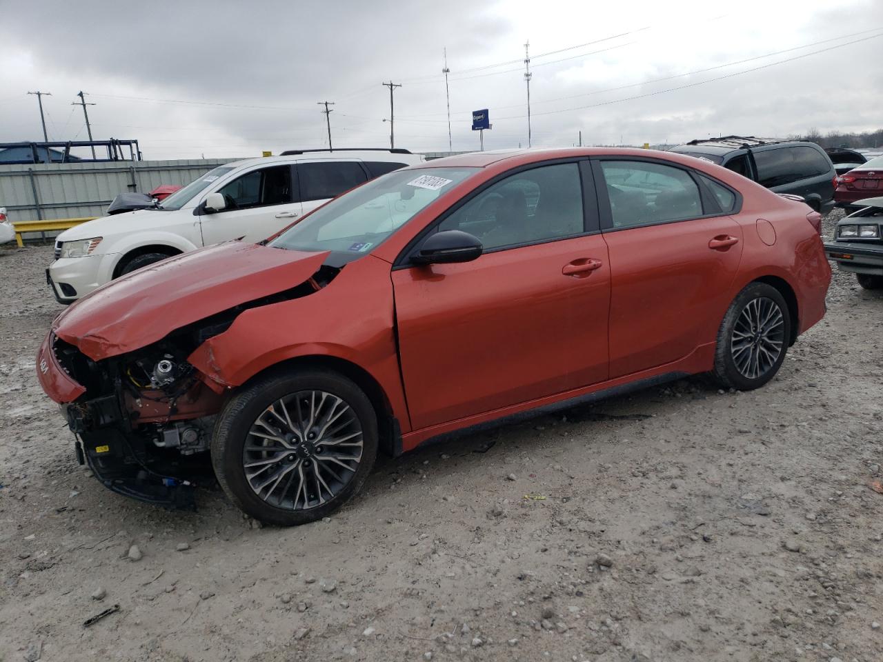 2023 KIA FORTE GT LINE