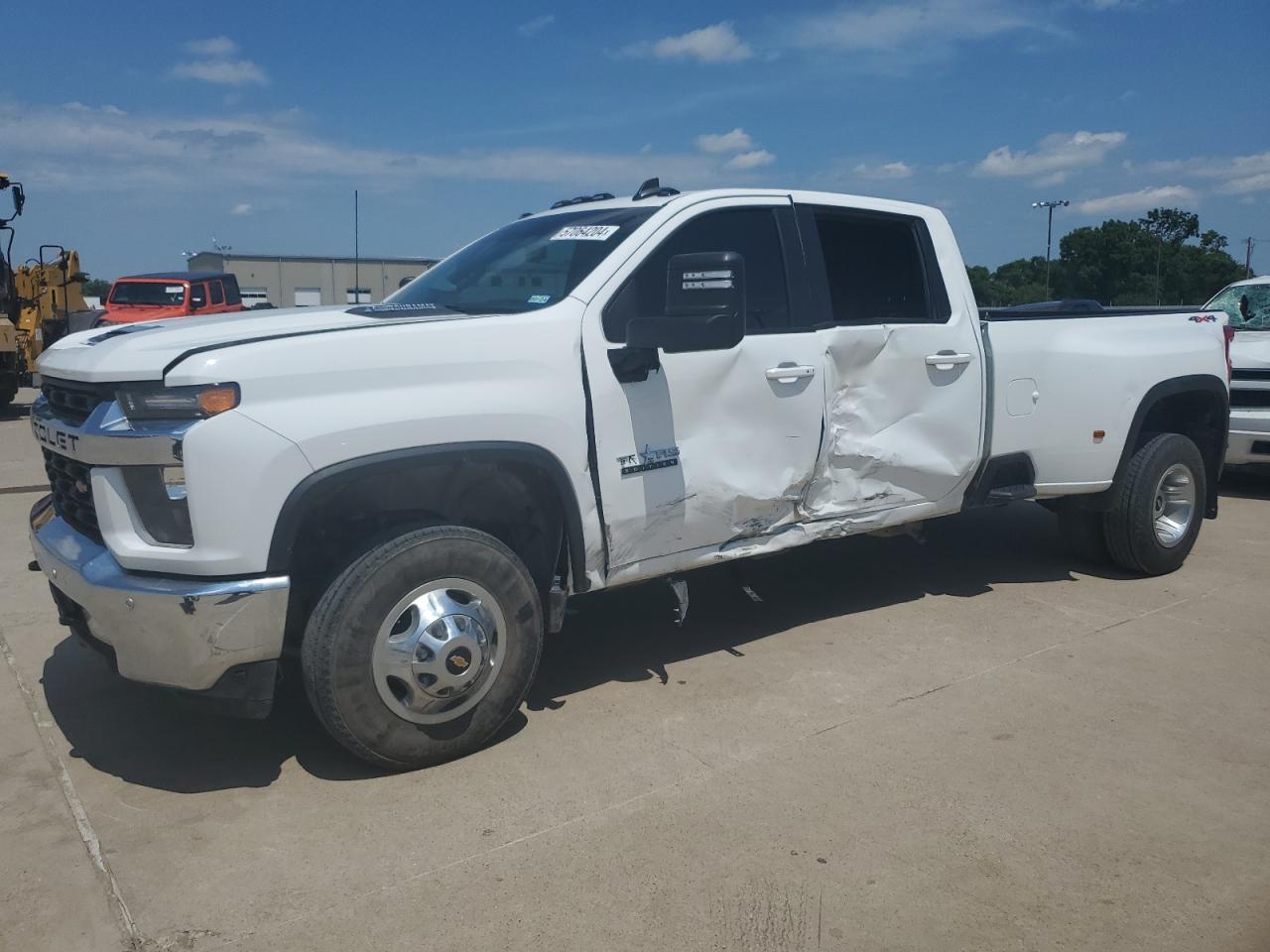 2022 CHEVROLET SILVERADO K3500 LT