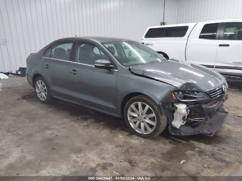 2013 VOLKSWAGEN JETTA 2.0L TDI