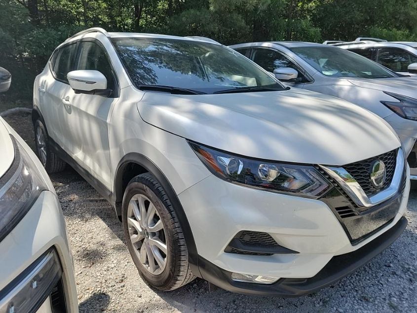 2022 NISSAN ROGUE SPORT SV