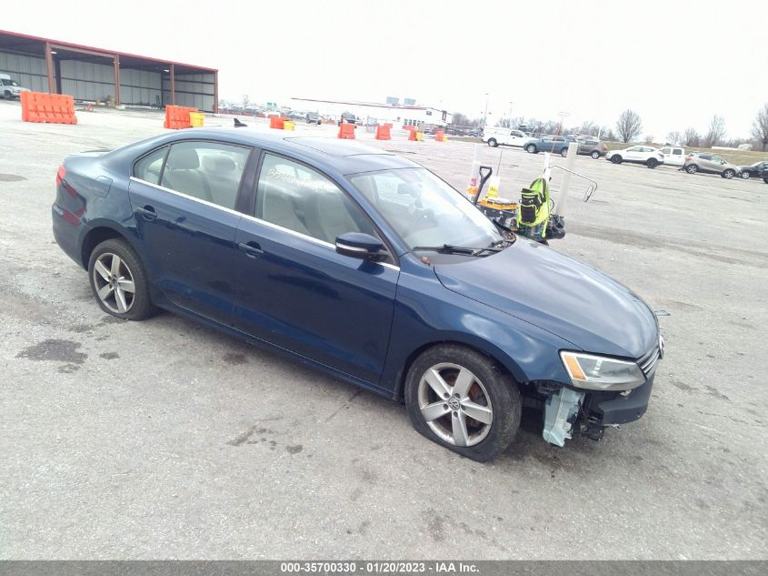 2013 VOLKSWAGEN JETTA 2.0L TDI