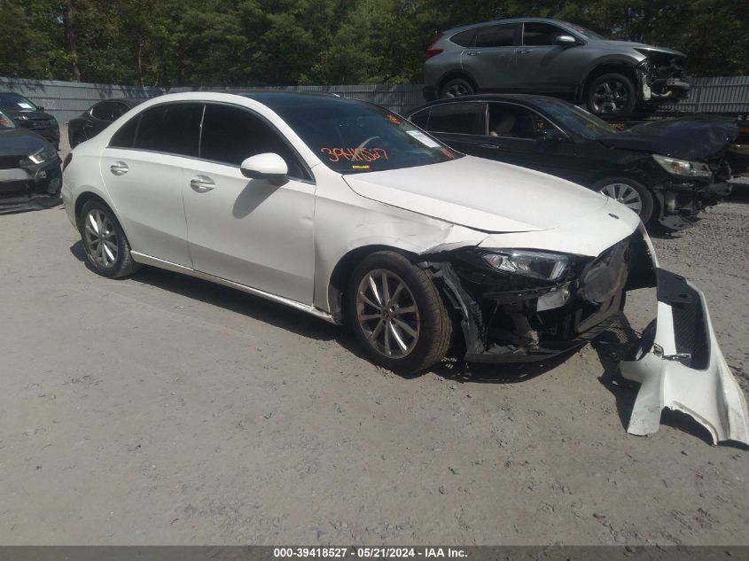 2019 MERCEDES-BENZ A 220 4MATIC