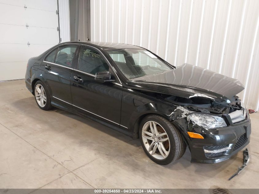 2012 MERCEDES-BENZ C 300 LUXURY 4MATIC/SPORT 4MATIC