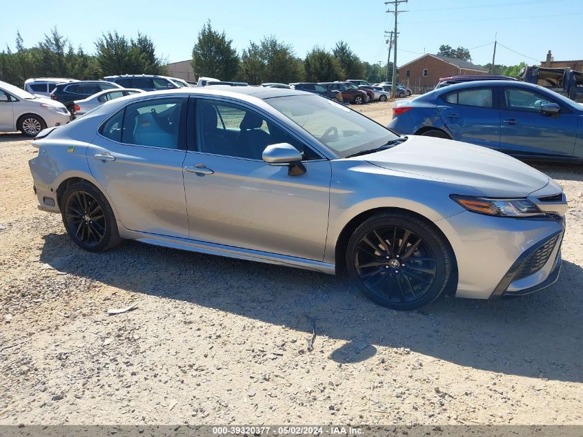 2021 TOYOTA CAMRY XSE