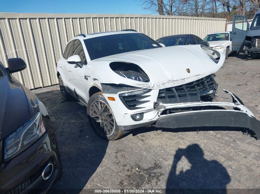 2018 PORSCHE MACAN