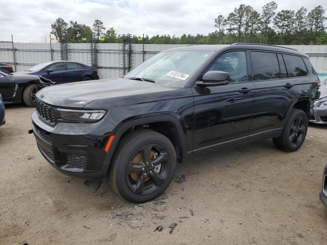 2024 JEEP GRAND CHEROKEE L LAREDO