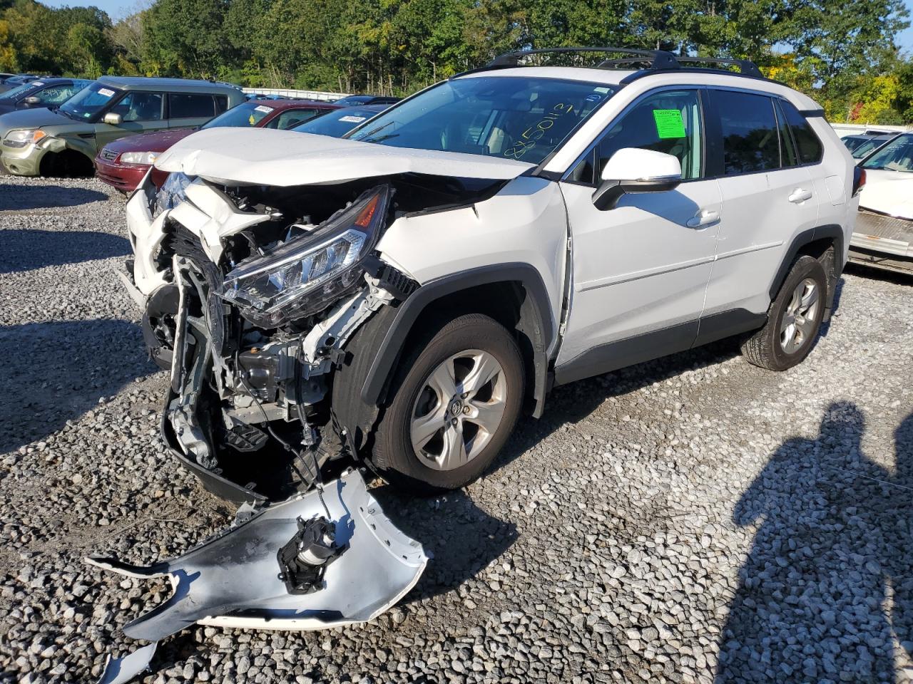 2019 TOYOTA RAV4 XLE