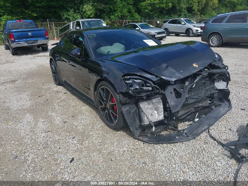 2019 PORSCHE PANAMERA GTS