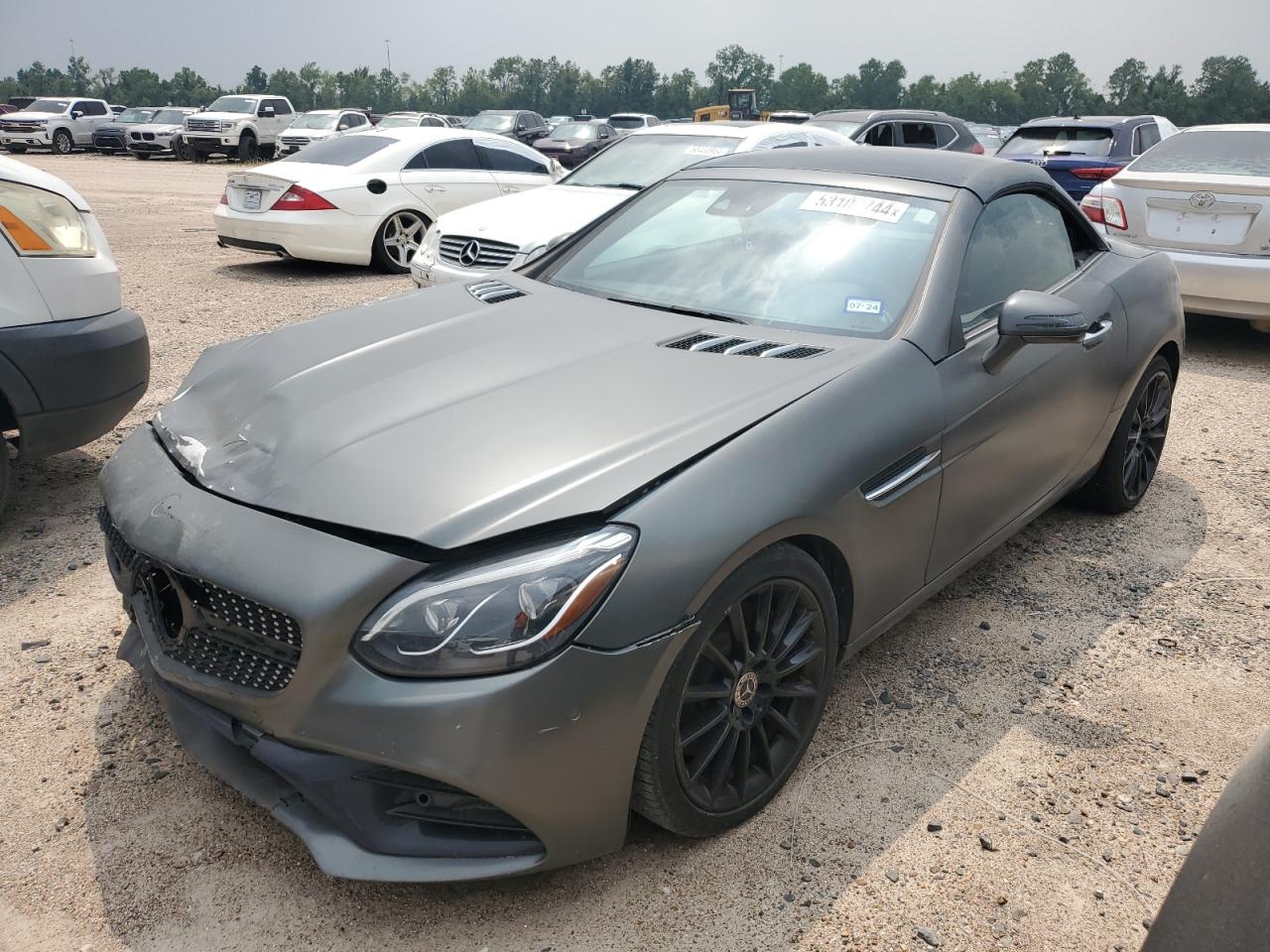 2018 MERCEDES-BENZ SLC 300