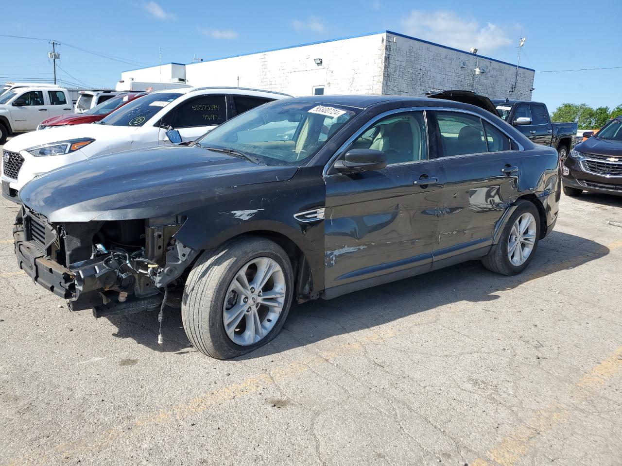 2017 FORD TAURUS SE