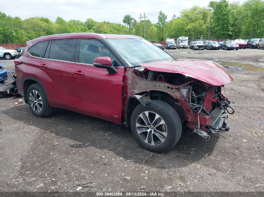 2022 TOYOTA HIGHLANDER HYBRID XLE