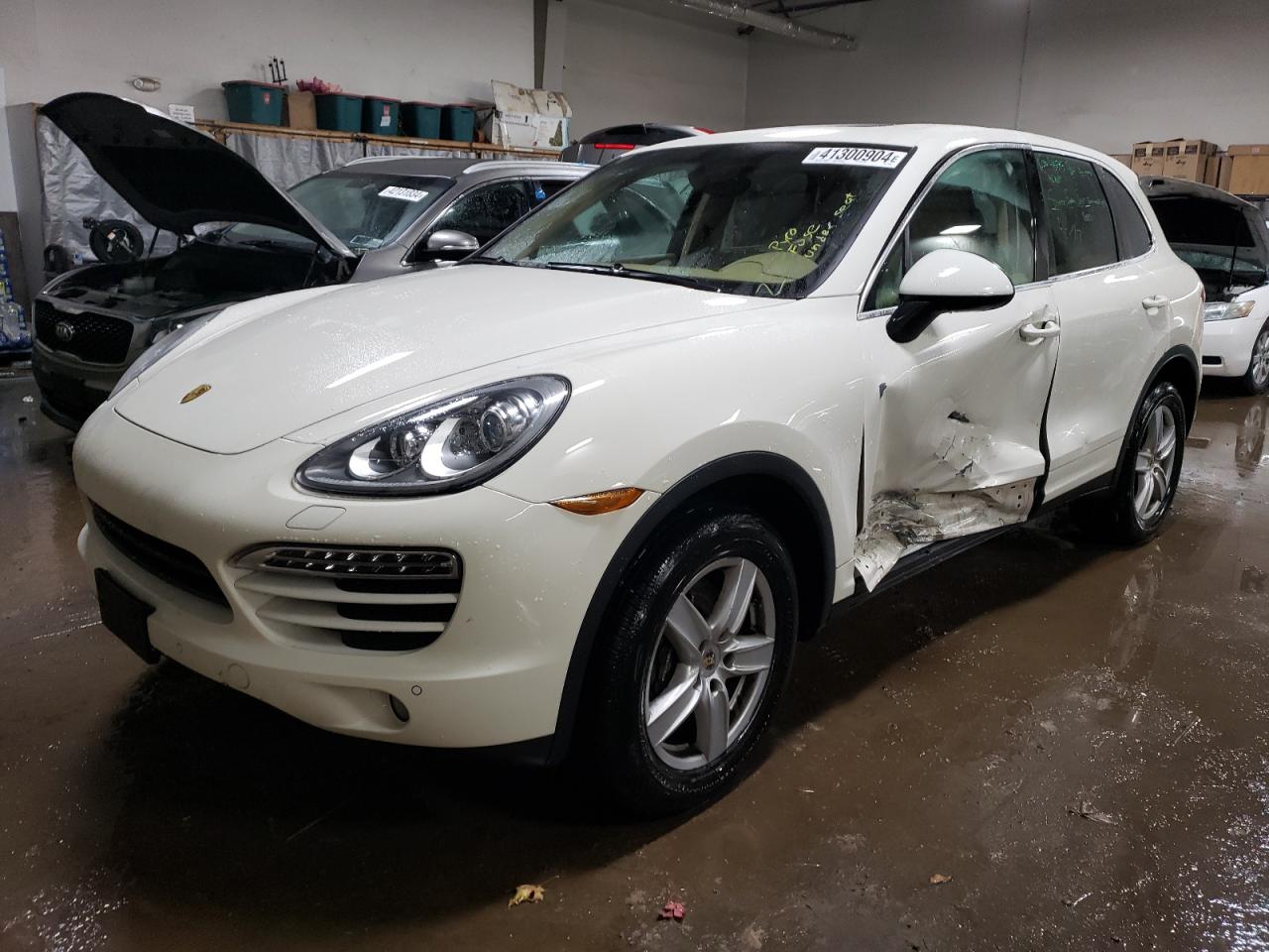 2011 PORSCHE CAYENNE