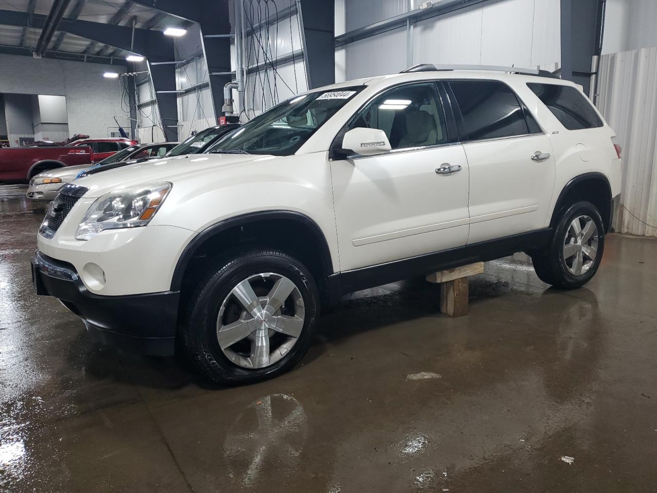 2011 GMC ACADIA SLT-2