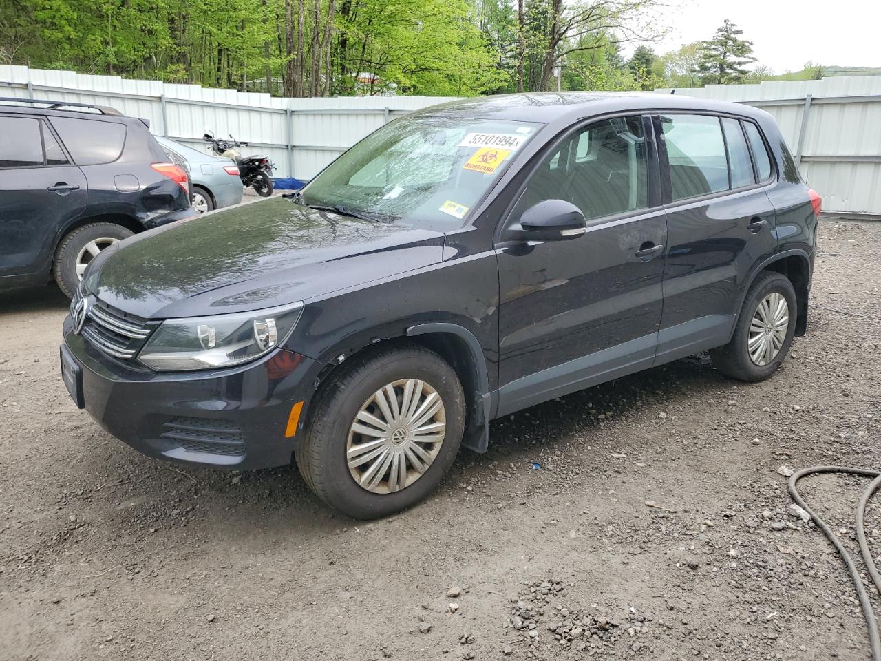 2014 VOLKSWAGEN TIGUAN S