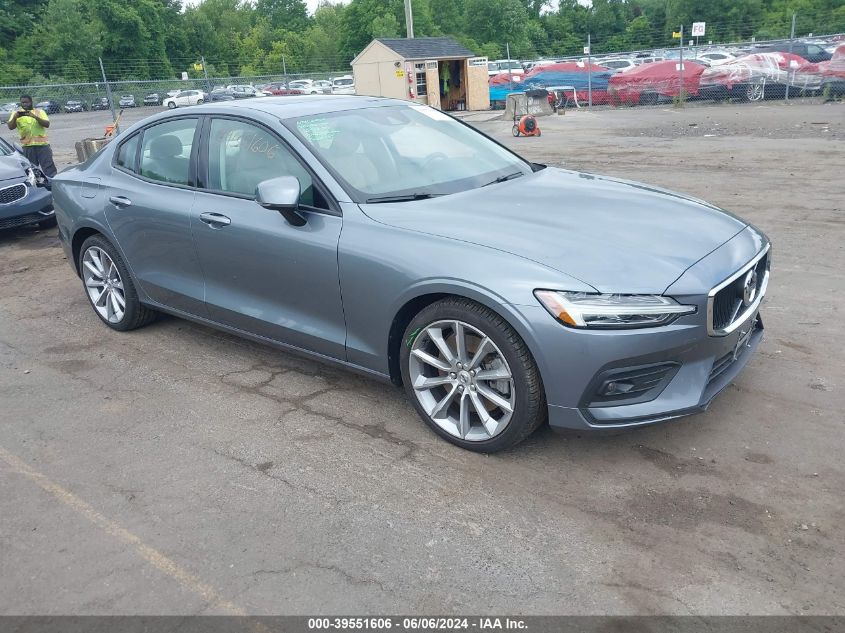 2021 VOLVO S60 T6 MOMENTUM