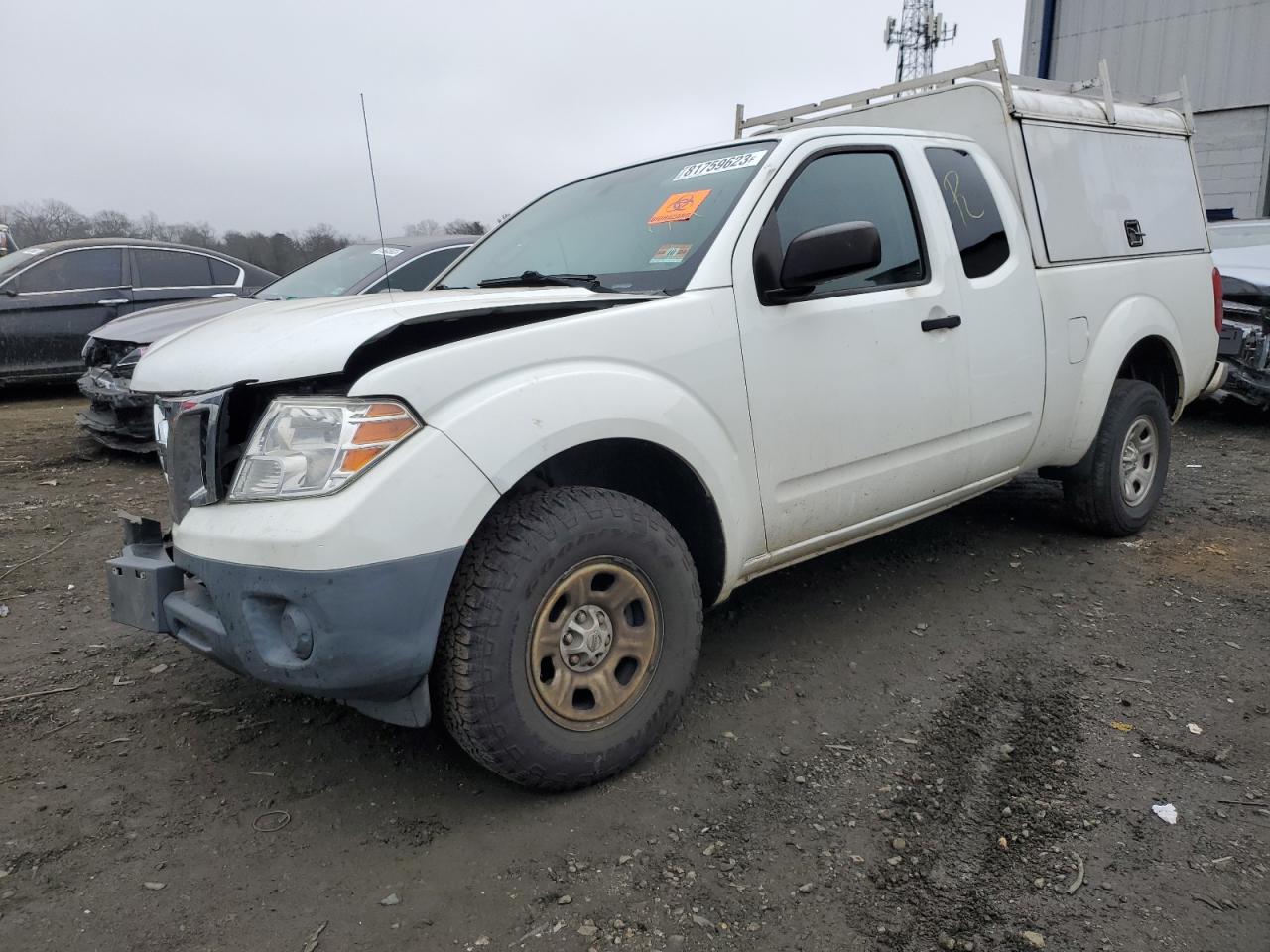 2015 NISSAN FRONTIER S