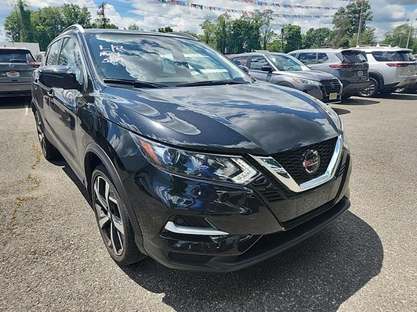 2022 NISSAN ROGUE SPORT SL