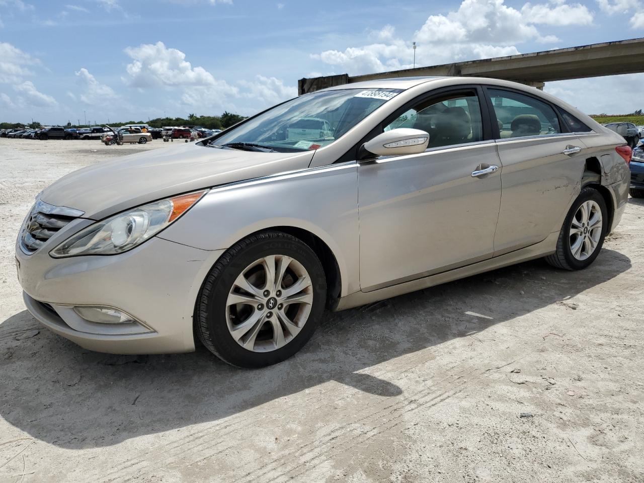 2011 HYUNDAI SONATA SE