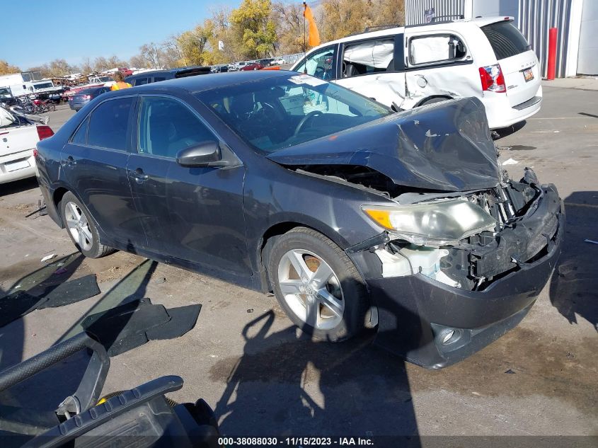 2013 TOYOTA CAMRY SE