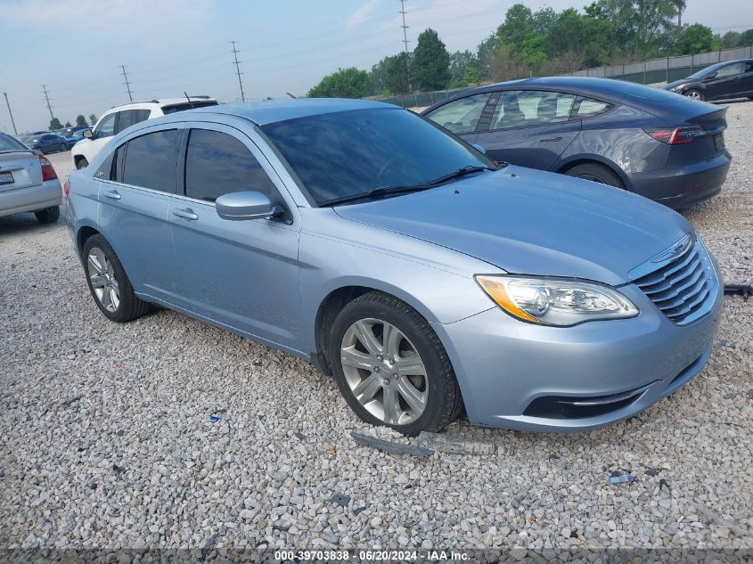 2013 CHRYSLER 200 LX