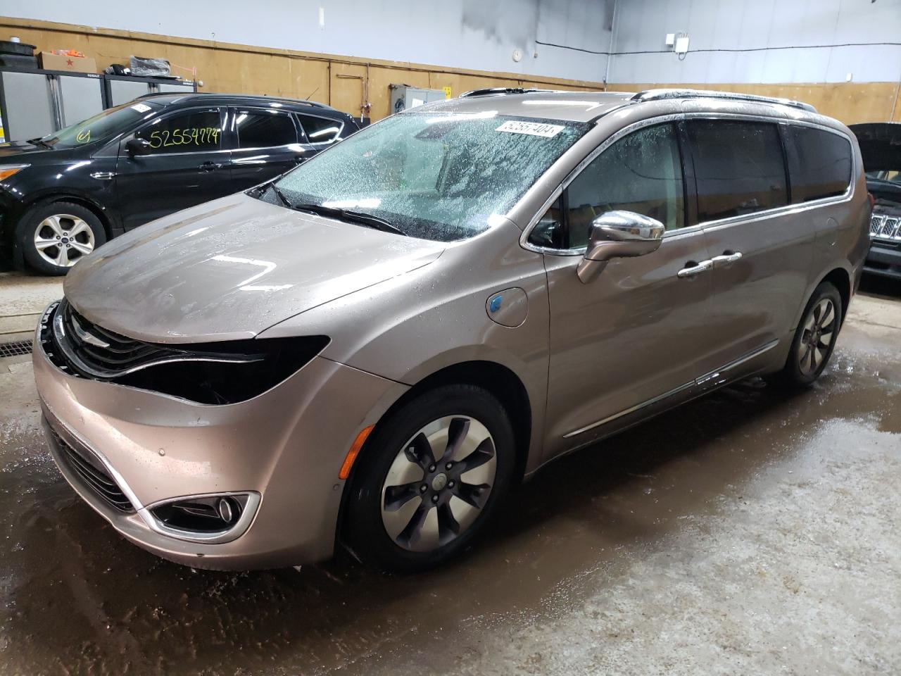 2018 CHRYSLER PACIFICA HYBRID LIMITED