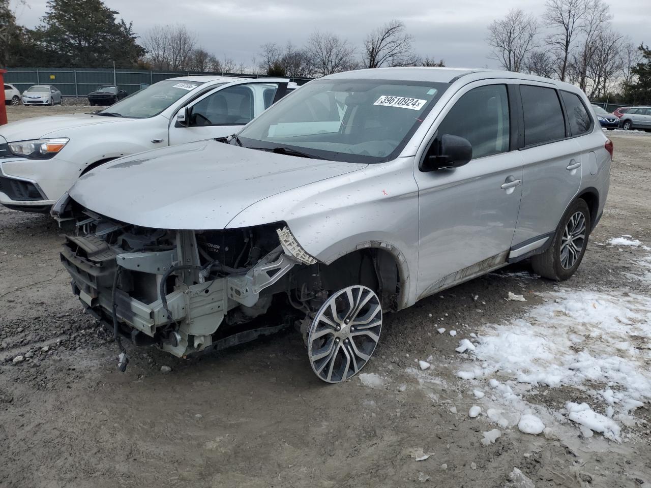 2018 MITSUBISHI OUTLANDER ES