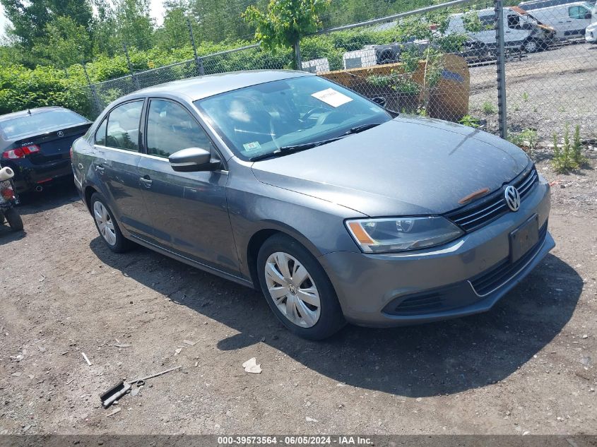 2013 VOLKSWAGEN JETTA 2.5L SE