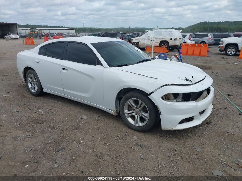 2017 DODGE CHARGER SE RWD