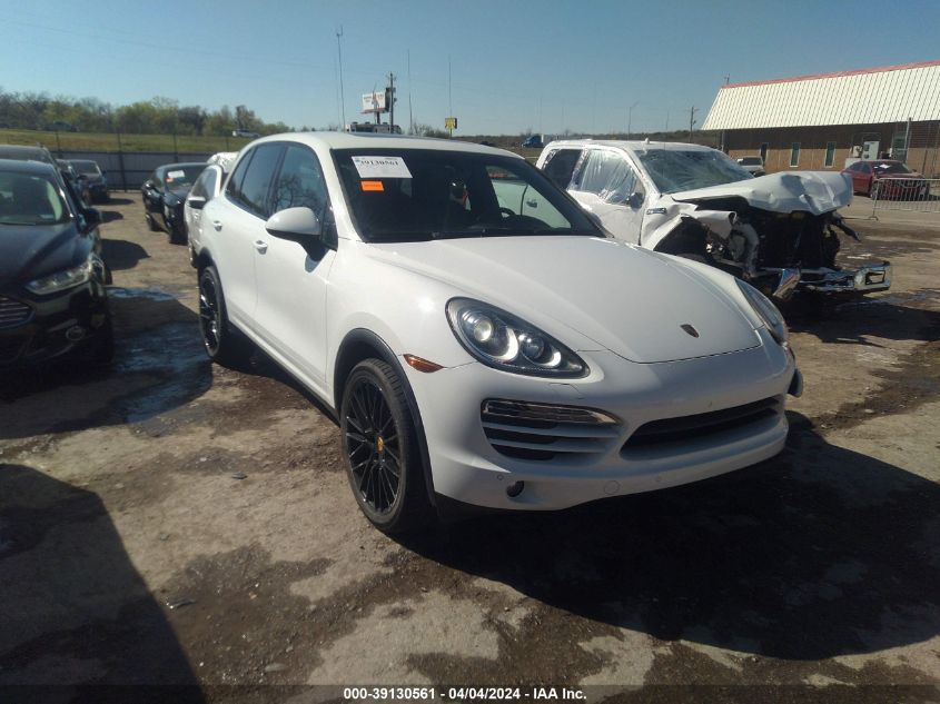 2014 PORSCHE CAYENNE