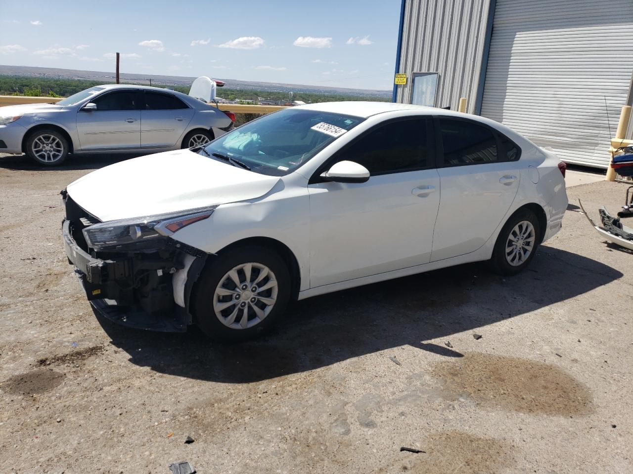 2023 KIA FORTE LX