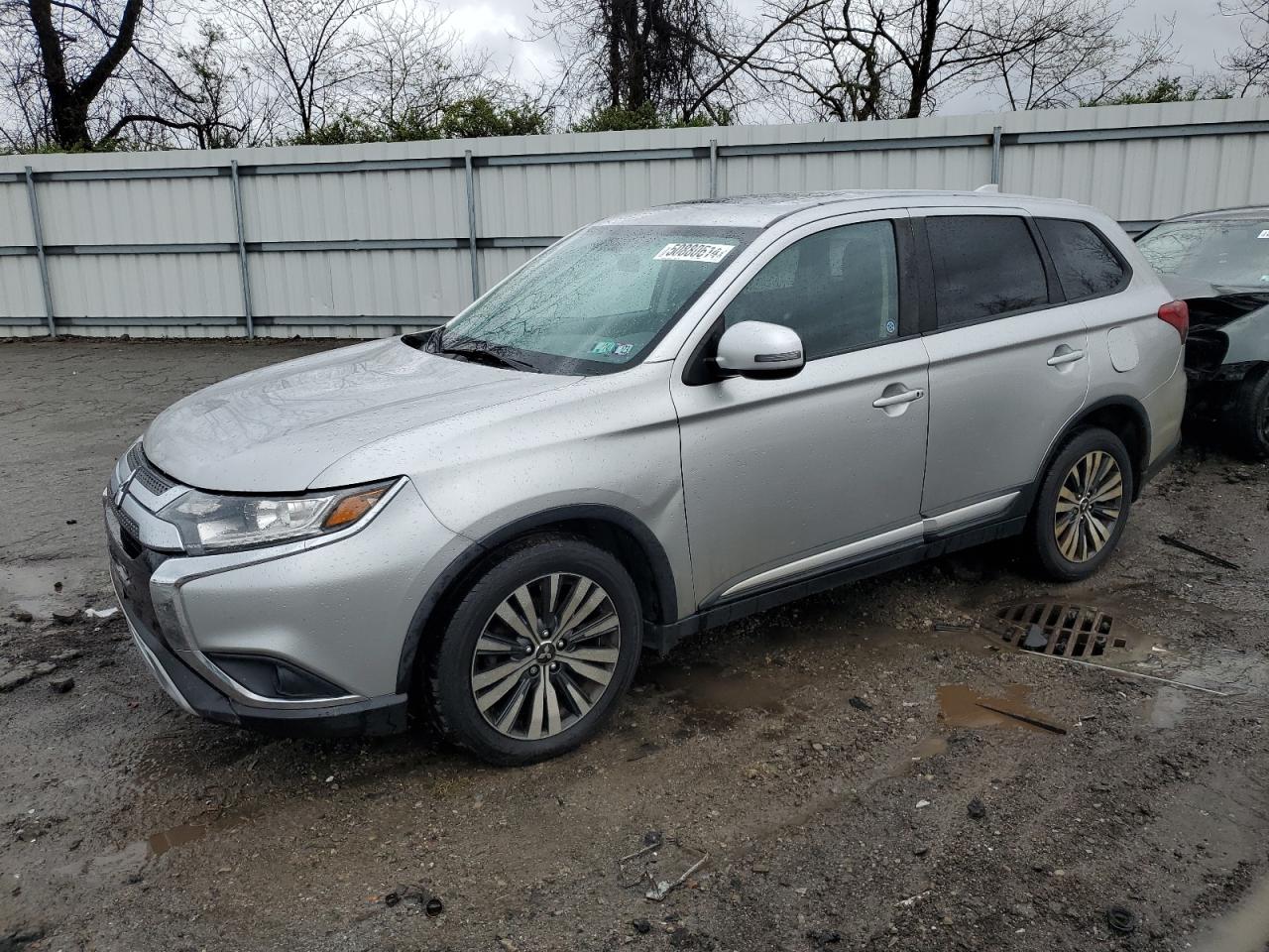 2019 MITSUBISHI OUTLANDER SE