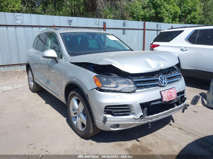 2012 VOLKSWAGEN TOUAREG TDI LUX