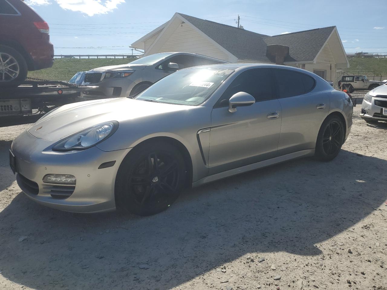 2011 PORSCHE PANAMERA 2