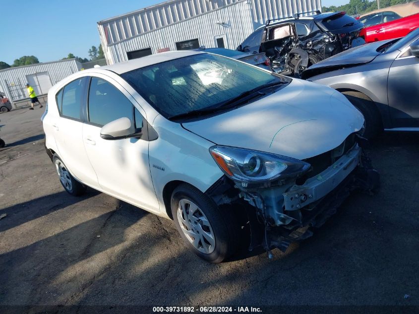 2015 TOYOTA PRIUS C TWO