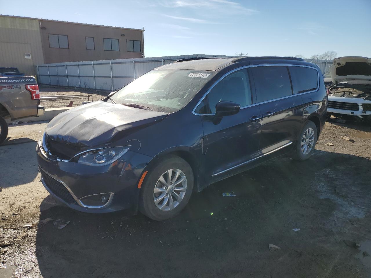 2017 CHRYSLER PACIFICA TOURING L