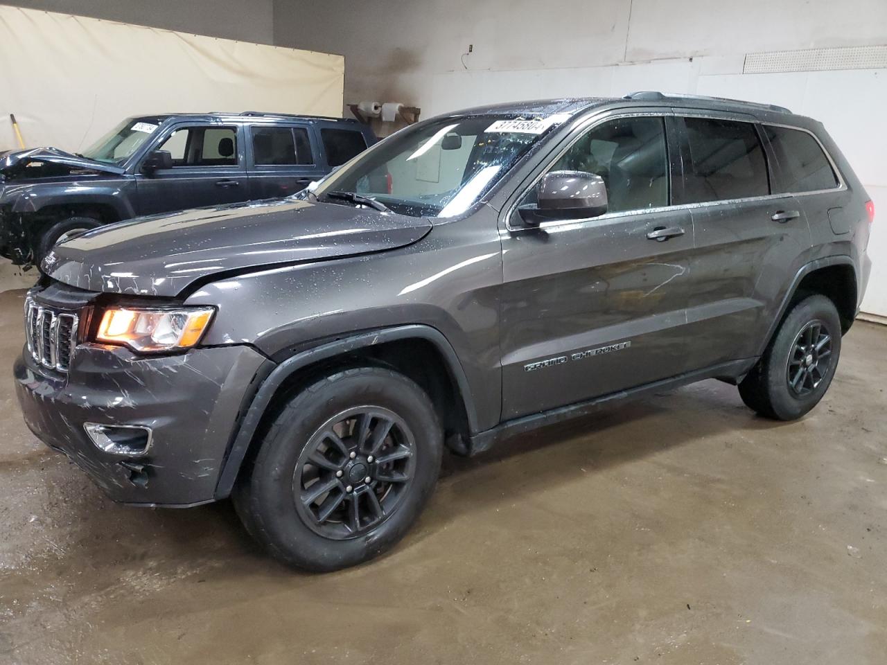 2019 JEEP GRAND CHEROKEE LAREDO