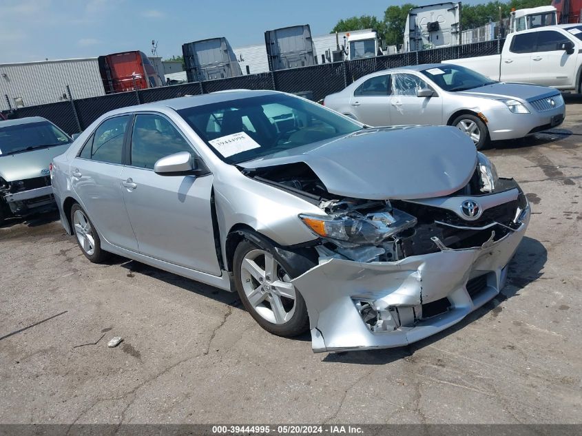 2012 TOYOTA CAMRY SE