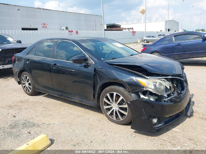 2012 TOYOTA CAMRY SE