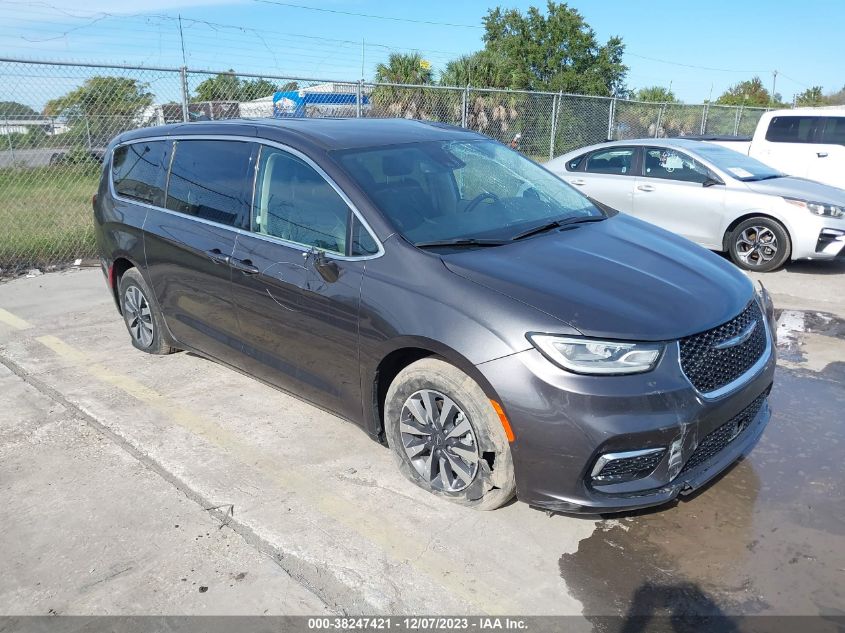 2022 CHRYSLER PACIFICA HYBRID TOURING L