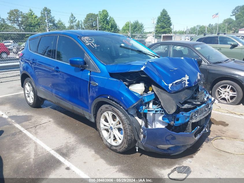 2019 FORD ESCAPE SE