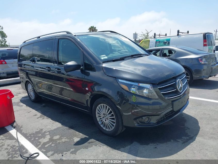 2022 MERCEDES-BENZ METRIS